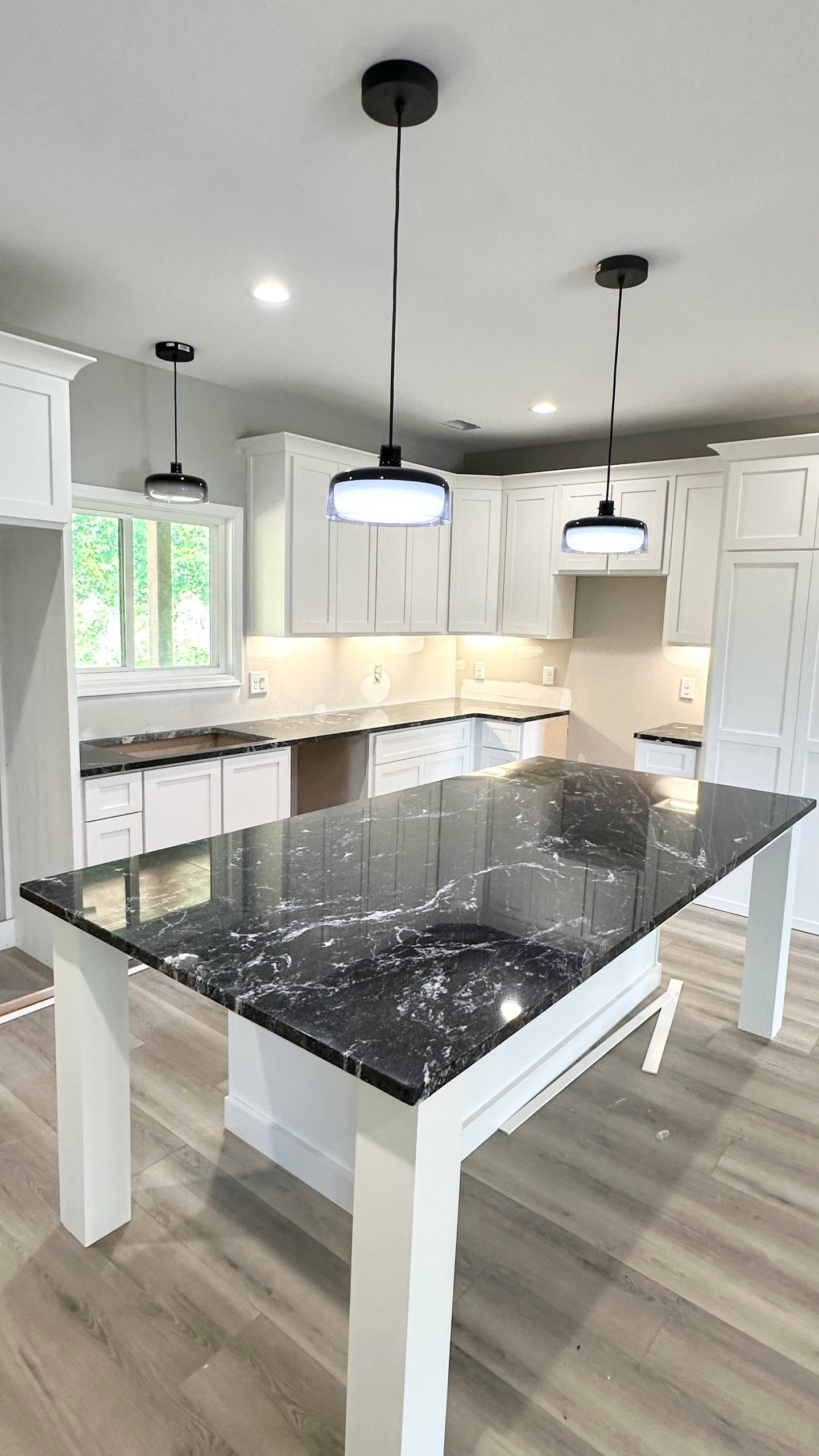 granite countertop installation in Lawrenceville by Atlanta Granite Pros